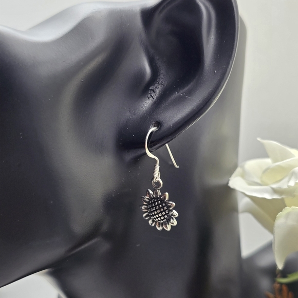 ❤️ SUNNY DAYS EARRINGS - Picture 2 of 8